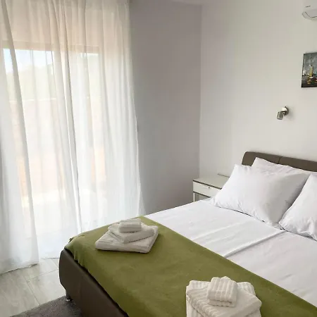 Neva * Vodice