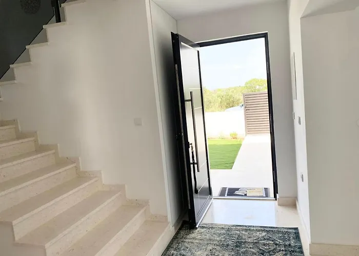 Neva * ヴォディツェ